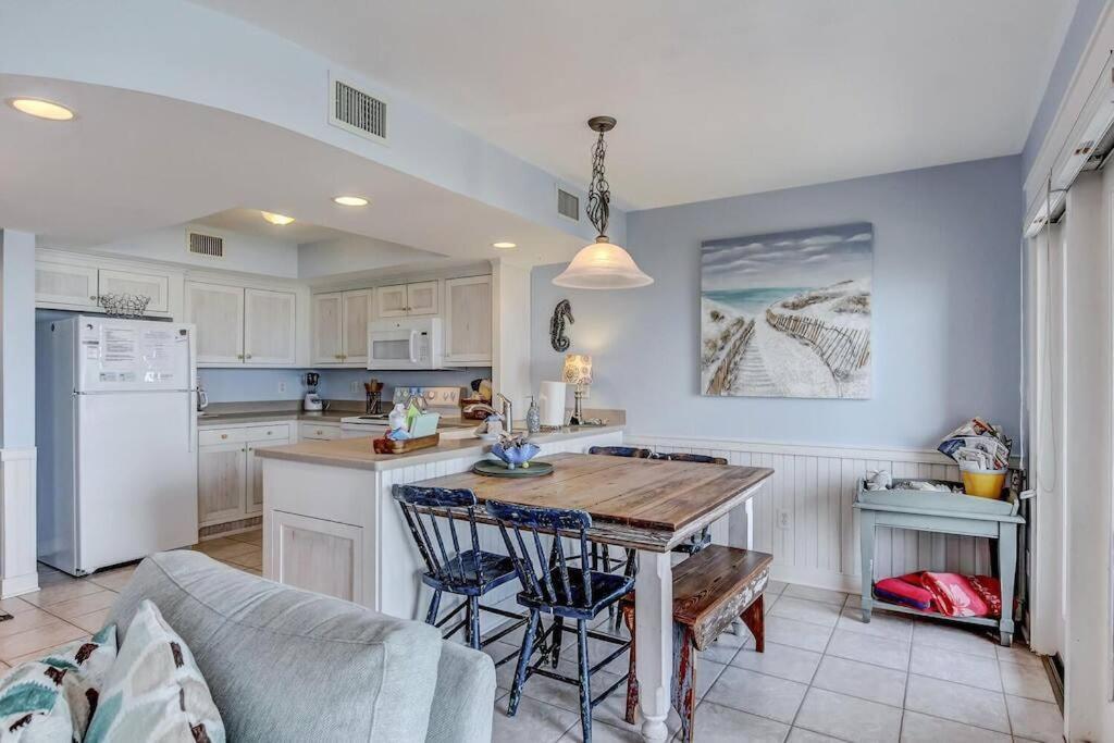 Oceanfront Retreat With A Remarkable View. New! เฟอร์นันดินาบีช ภายนอก รูปภาพ