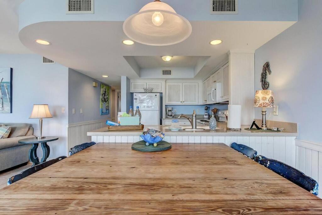 Oceanfront Retreat With A Remarkable View. New! เฟอร์นันดินาบีช ภายนอก รูปภาพ